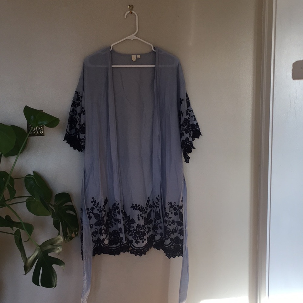 E by Eloise embroidered kimono robe